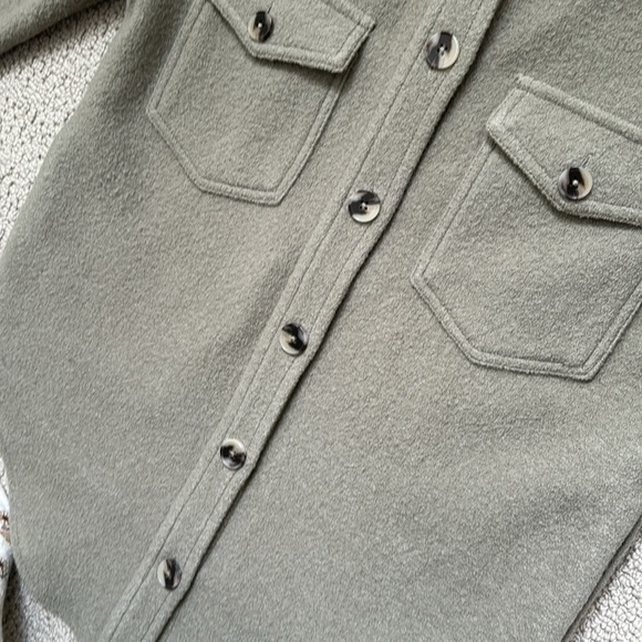 Aritzia Wilfred Ganna Shirt Jacket shacket XS in Dry Basil Green - Picture 4 of 4